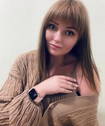 Я знаю все секреты и техники, которые позволят тебе достичь самого невероятного удовольствия. У меня много возможностей - от классического секса и оральных ласк до разнообразных экзотических практик. Ты можешь полностью расслабиться в моих нежных объятиях и довериться моим ловким рукам. Мои предыдущие клиенты всегда оставляют отличные отзывы, говоря о моей профессионализме и откровенности. Уверяю тебя, что мои фото настоящие, и ты сможешь оценить мою красоту и сексуальность лично. Живу в Москве и доступна для домашних и выездных встреч. 💋🔥🌹 #Москва #Москвы #вМоскве Ксения